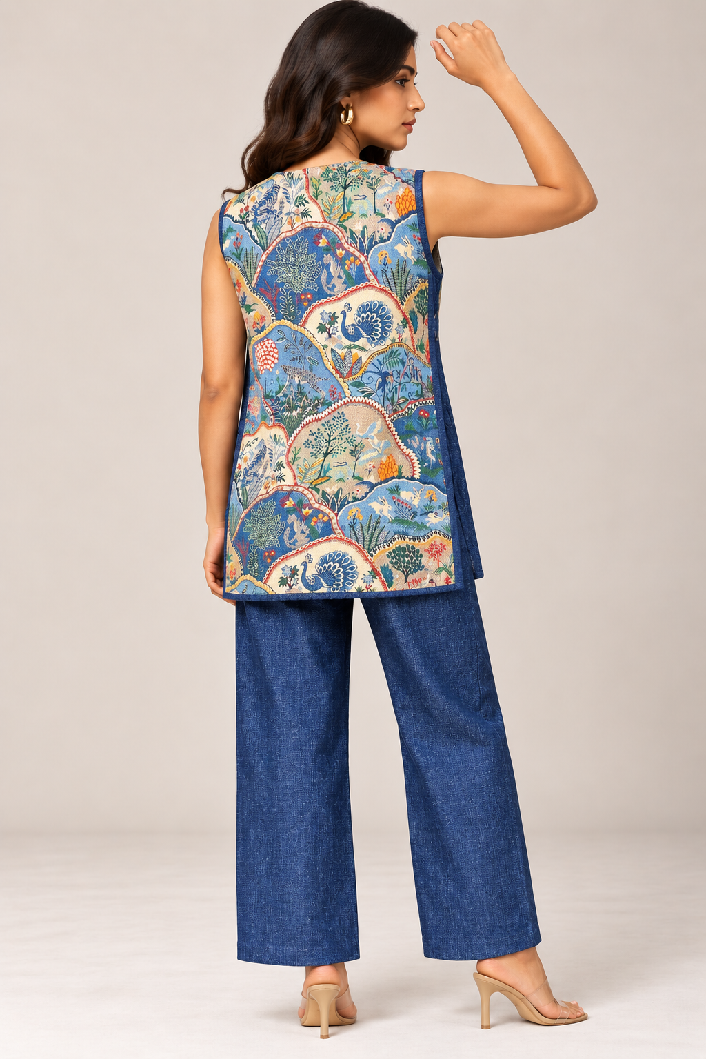Peacock Buckle Embellished 3-Piece Set