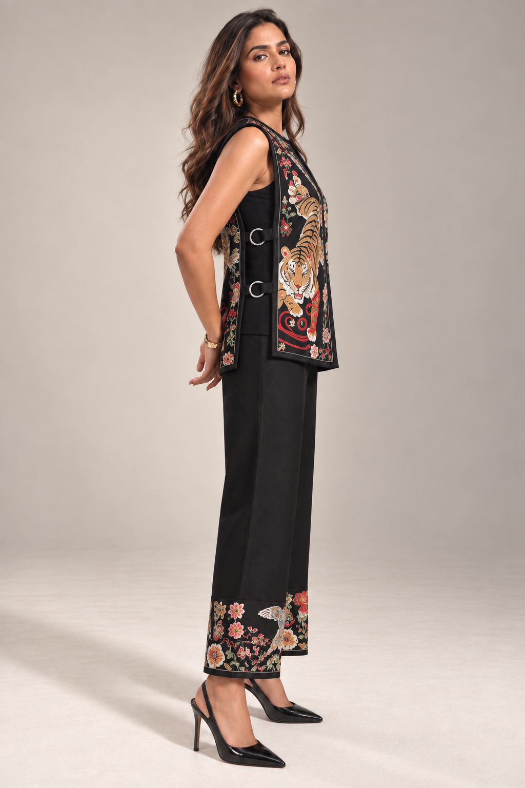 Tiger Bloom Embroidered 3-Piece Set